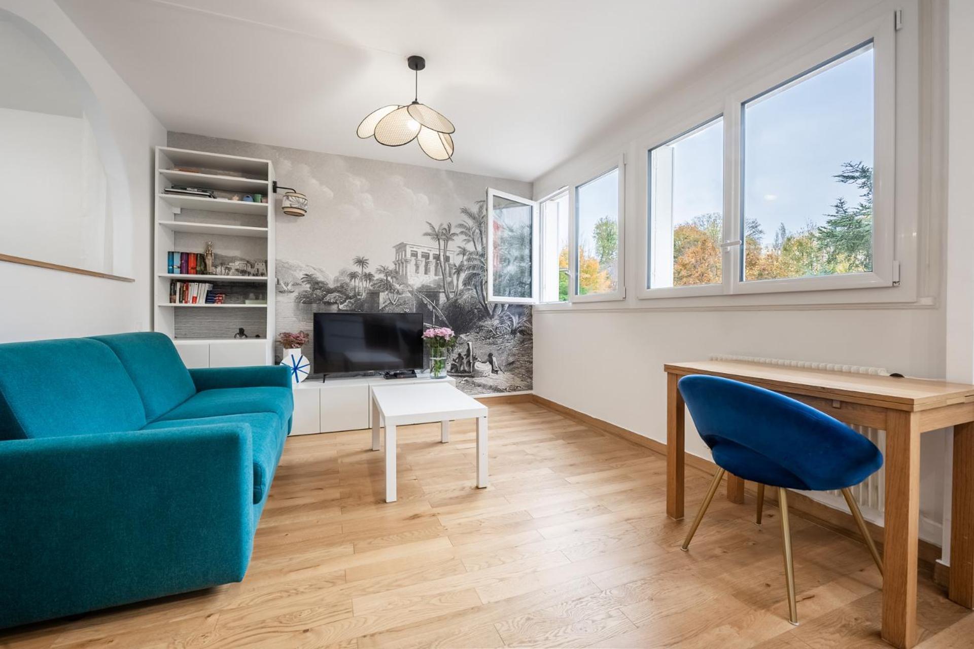 Charming Parisian Home Away From Home In The Heart Of Париж Екстериор снимка